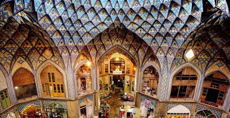 بازار قیصریه 800x411 بهترین مراکز خرید اصفهان کدامند ؟